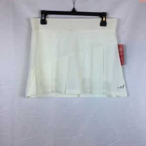 NWT bcg Pleated Tennis Skirt W/ Built In Short Size Medium - White